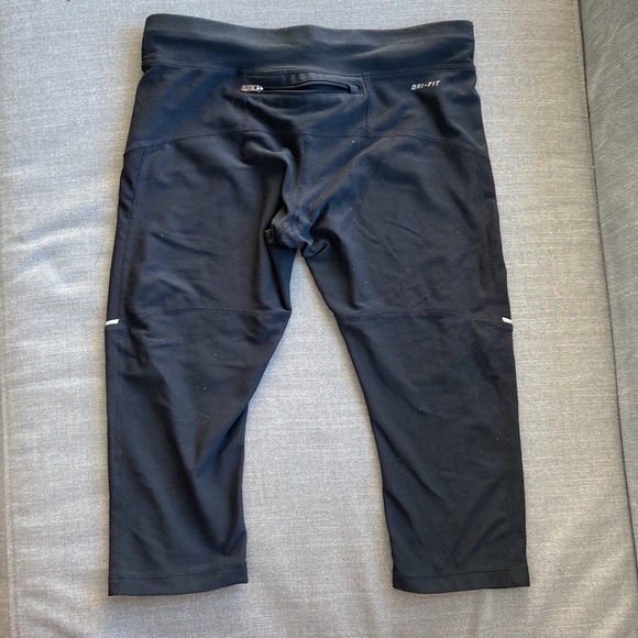 Black Nike workout pants in size M - Picture 2 of 4